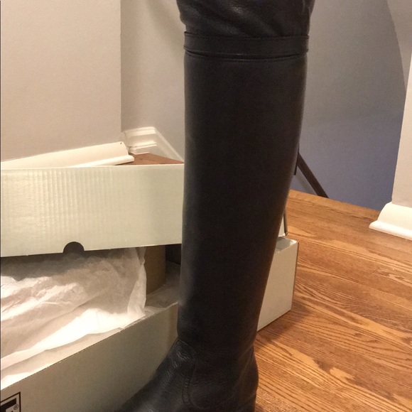 Frye Molly Tassel Boots, 8, EUC - Picture 2 of 8