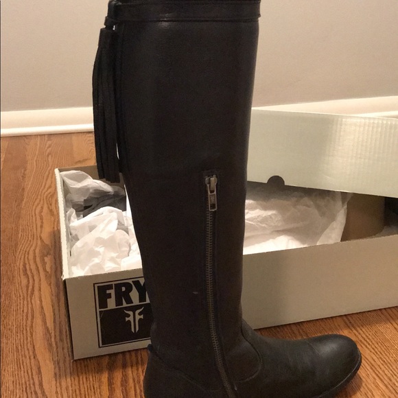 Frye Molly Tassel Boots, 8, EUC - Picture 4 of 8