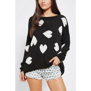 Urban Outfitters heart sweater 🖤
