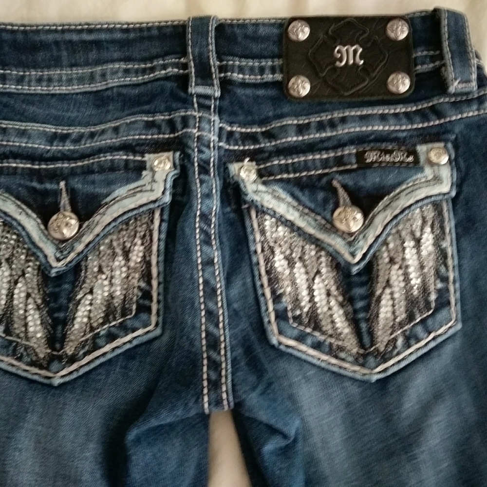 Miss Me Jeans 24 angel wing, very pretty