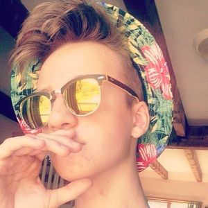 Meet your Posher, Andy