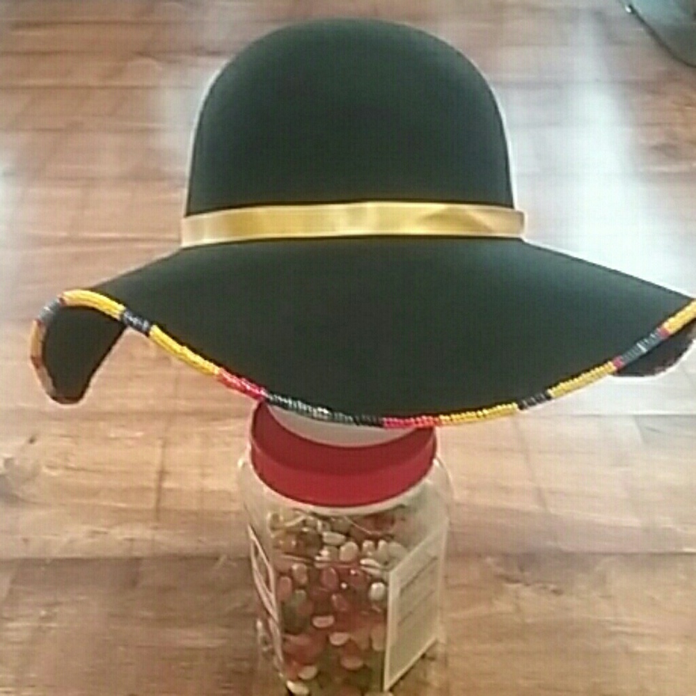 Floppy hand beaded hat