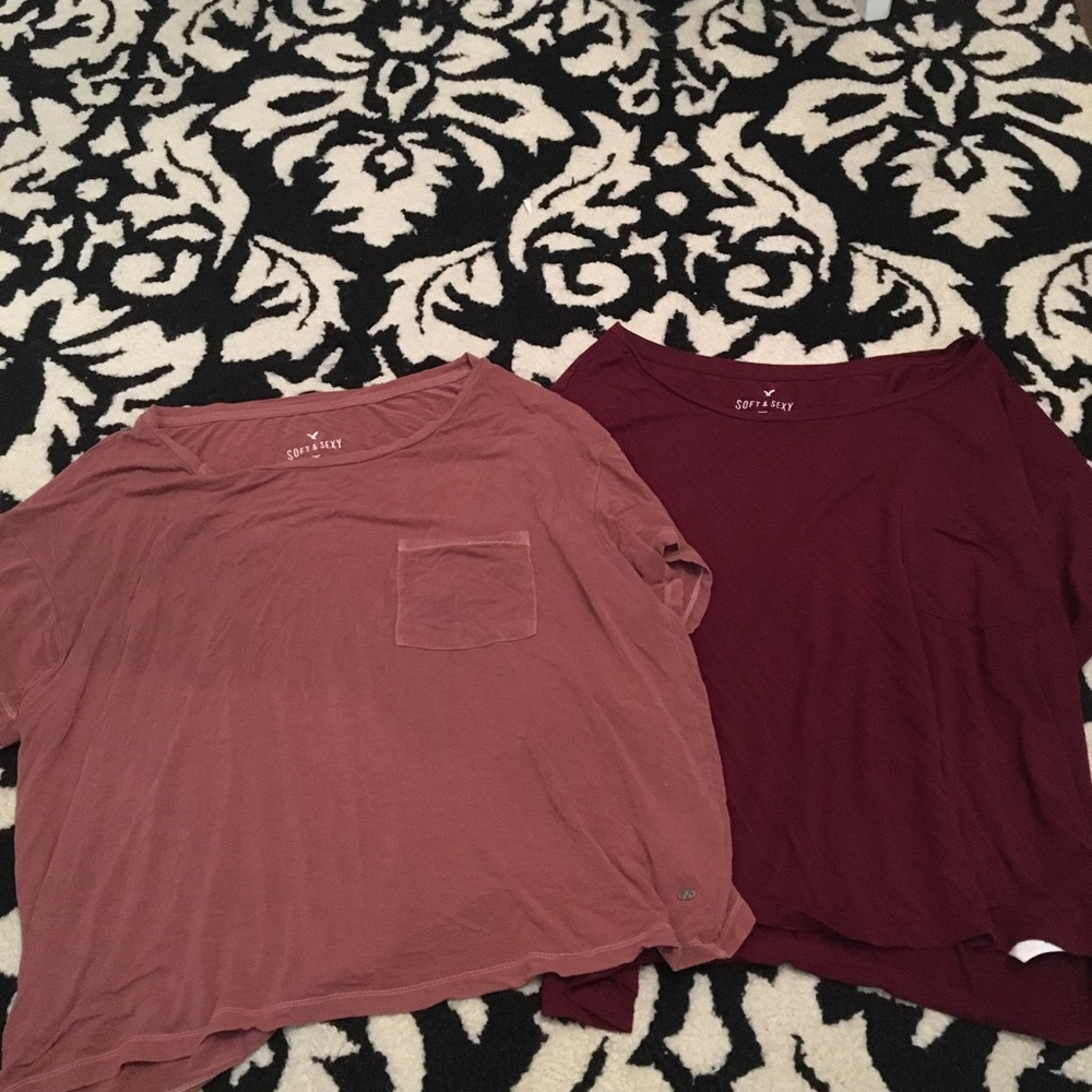 2 soft and sexy American eagle T shirts