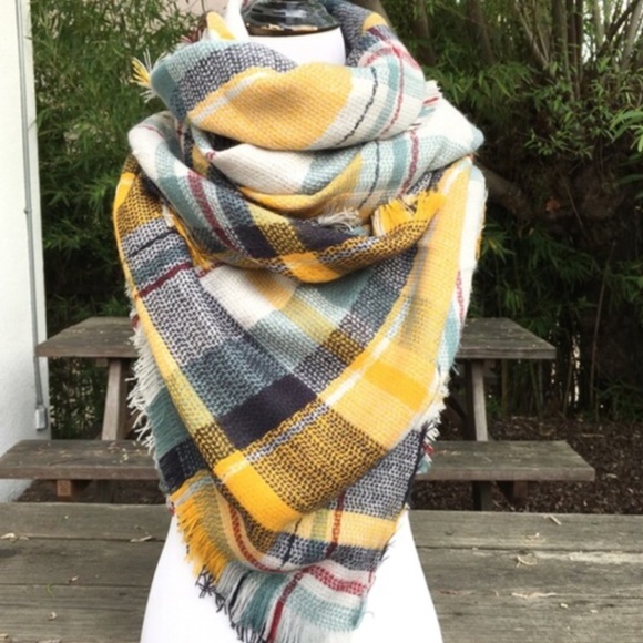 New Tartan Plaid Oversized Blanket Scarf - Picture 2 of 3