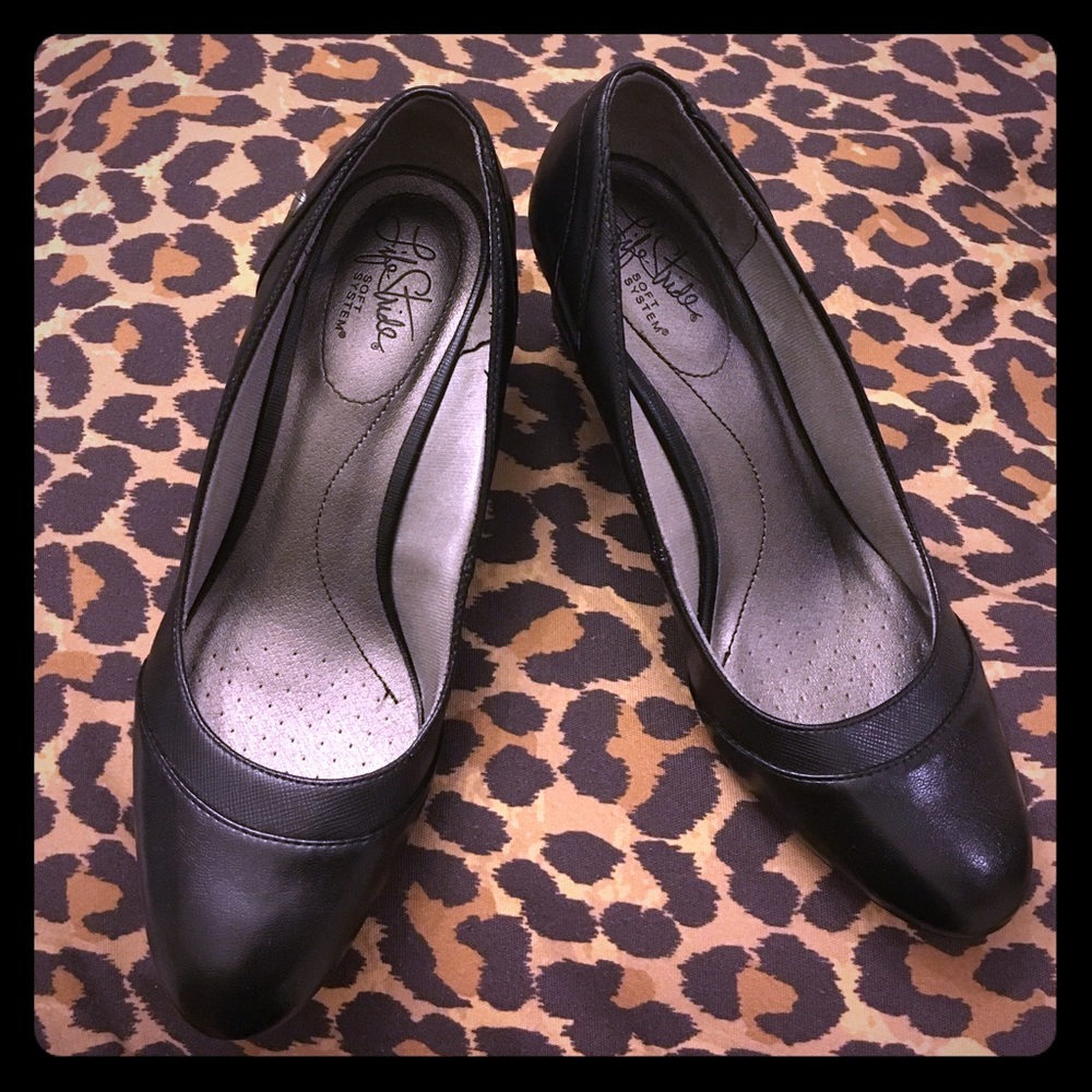 Life Stride Dreams Black Wedges