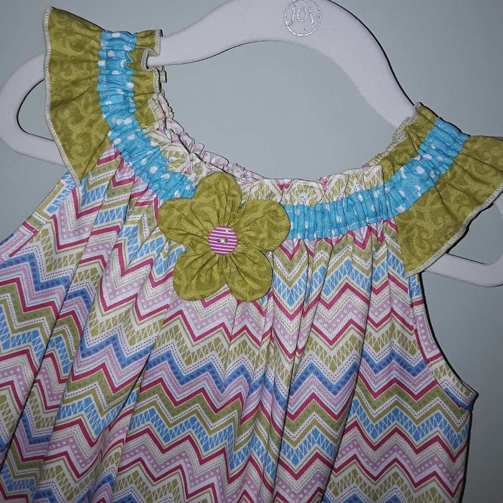 NWOT Life is a flutter summer dress sizes 6