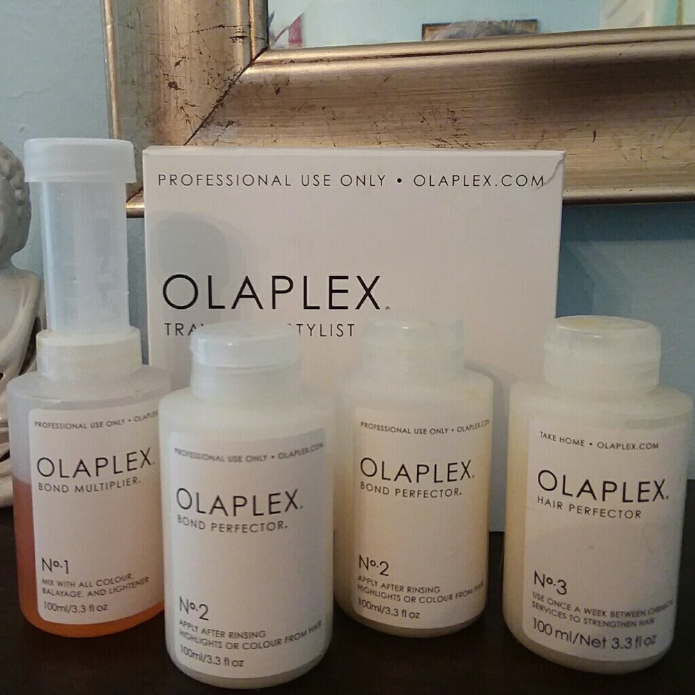 Olaplex Traveling Stylist Kit with No. 3!