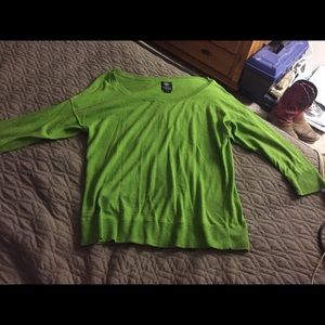 Green 3/4 sleeve American Eagle Sweater