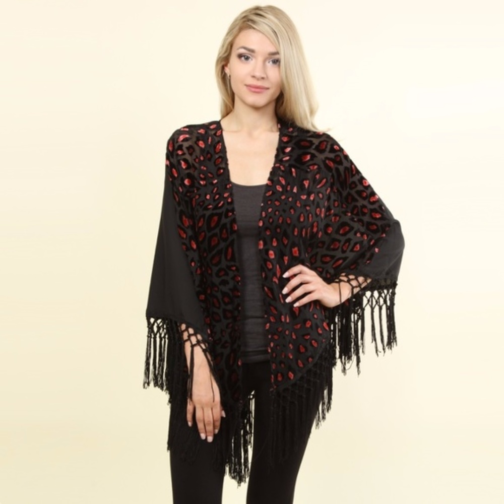 Black Fringe - Picture 3 of 6