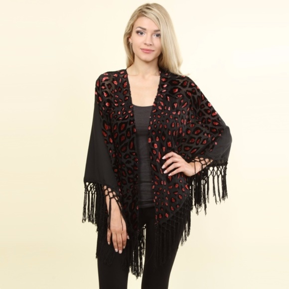 Black Fringe - Picture 3 of 6