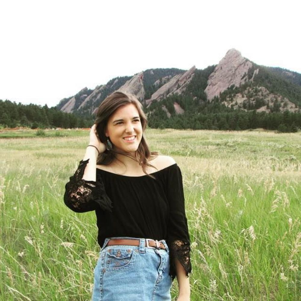Meet your Posher, Alyssa