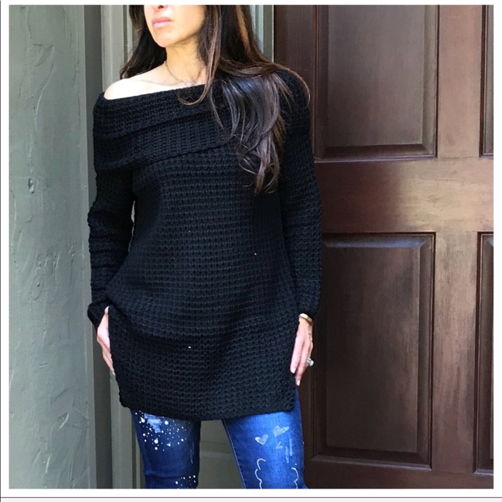 ✨LAST ONE ✨Paris cowl shoulder loose fit sweater - Picture 8 of 8