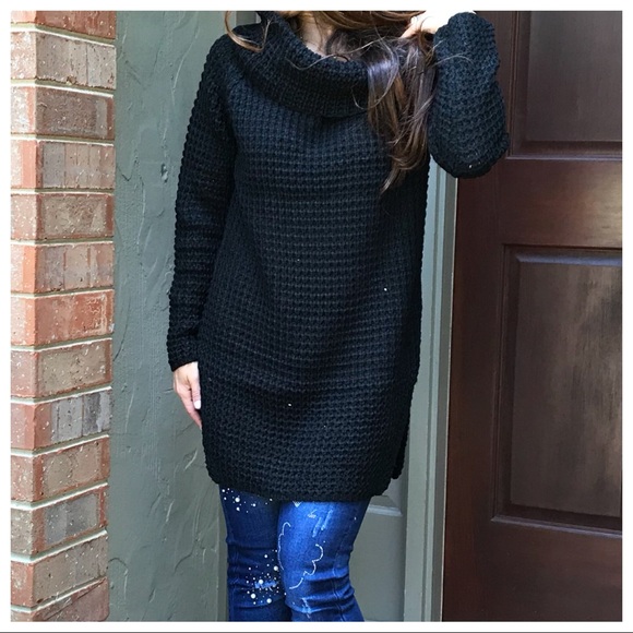 ✨LAST ONE ✨Paris cowl shoulder loose fit sweater - Picture 6 of 8