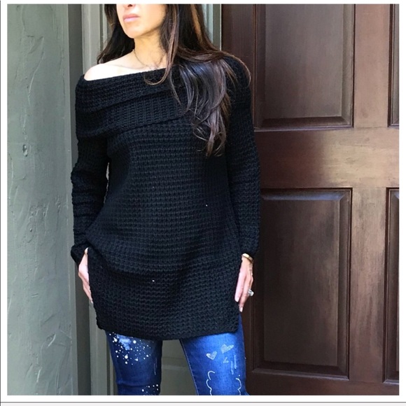 ✨LAST ONE ✨Paris cowl shoulder loose fit sweater - Picture 8 of 8
