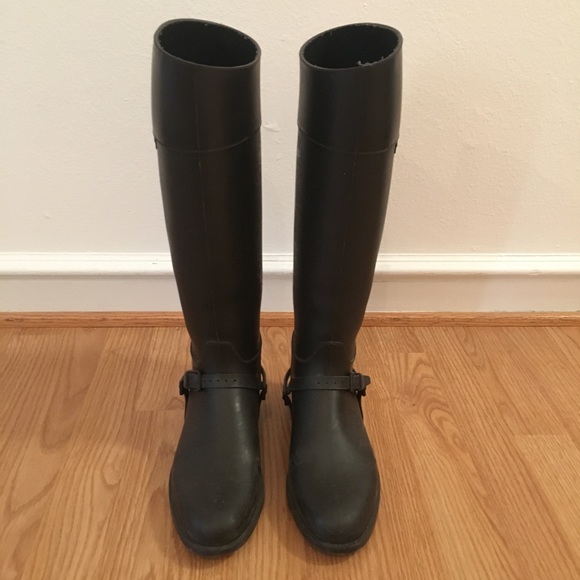 ‼️Sold‼️ Givenchy Matte Riding Rain Boots - Picture 2 of 8