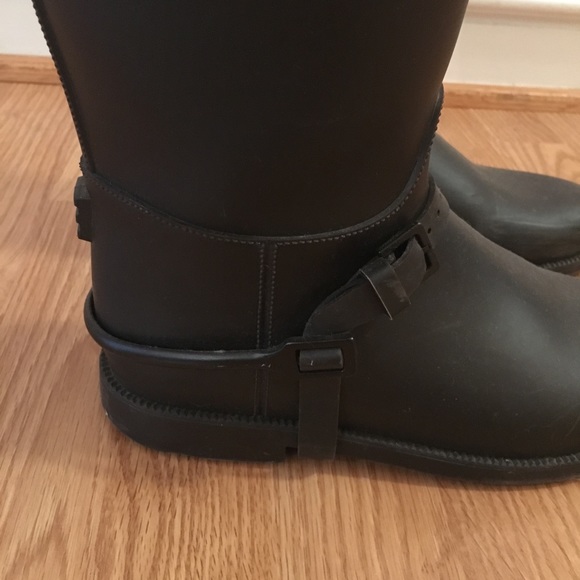 ‼️Sold‼️ Givenchy Matte Riding Rain Boots - Picture 6 of 8