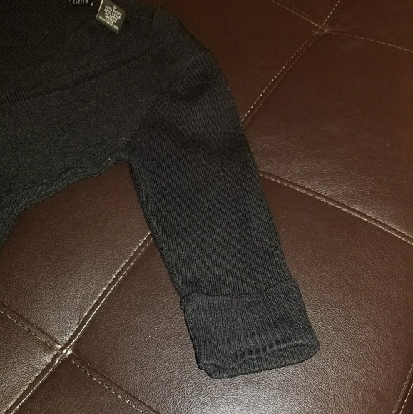 🚫SOLD.  3 for $15 SALE...Black 3/4 sleeve top - Picture 4 of 6