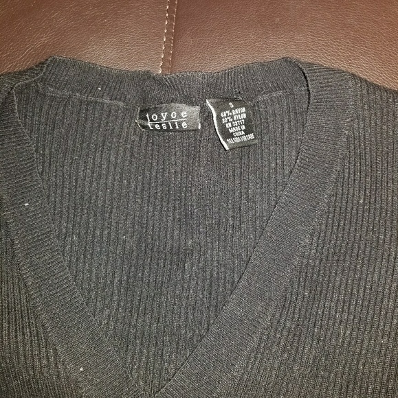 🚫SOLD.  3 for $15 SALE...Black 3/4 sleeve top - Picture 6 of 6