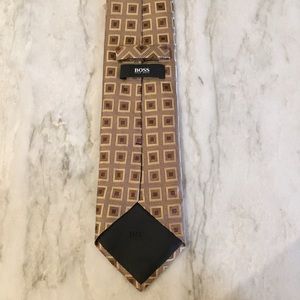 Hugo Boss tie