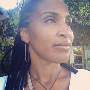 Meet your Posher, Alicia