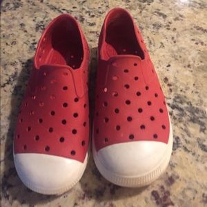 Old Navy slip ons size 11