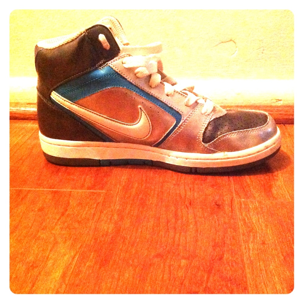 Nike high top