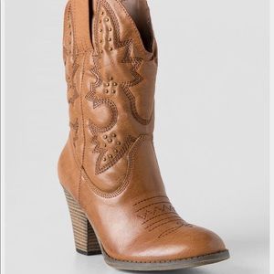 Mia heeled cowboy boots
