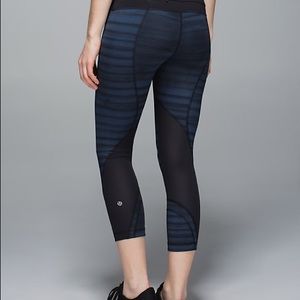 Lululemon Inspire running crops, luxtreme