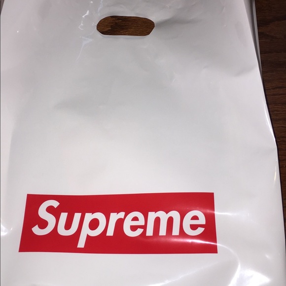 Supreme Hat - Picture 6 of 6