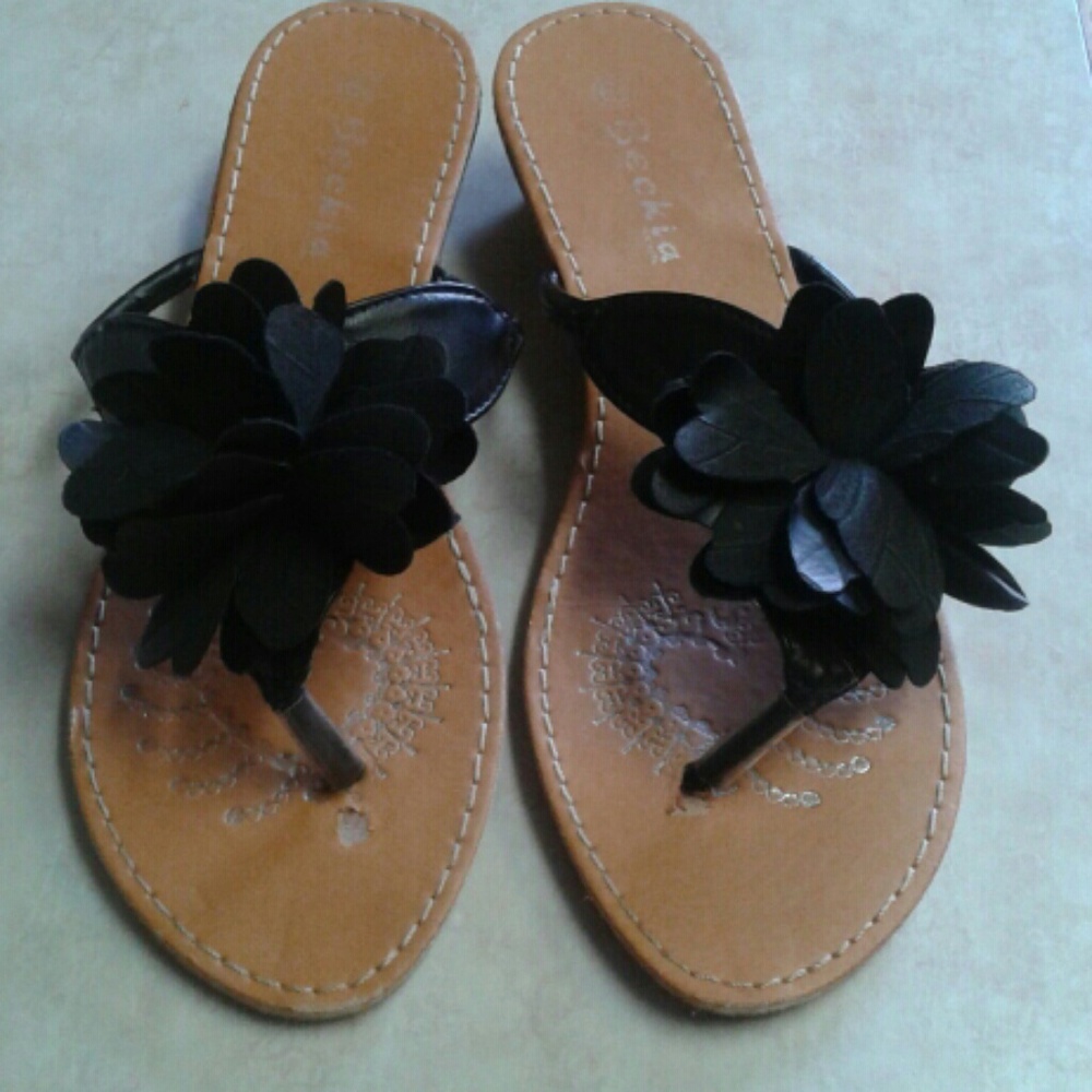 Flower sandals