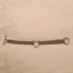 Tiffanys bracelet