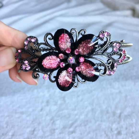 🎉⚜️Jeweled Flower +Metal Scrolling Hair Accessory - Picture 7 of 7