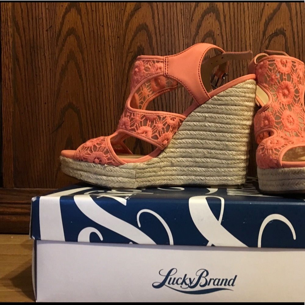 NEW Lucky Brand wedges