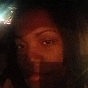 Meet your Posher, Tia