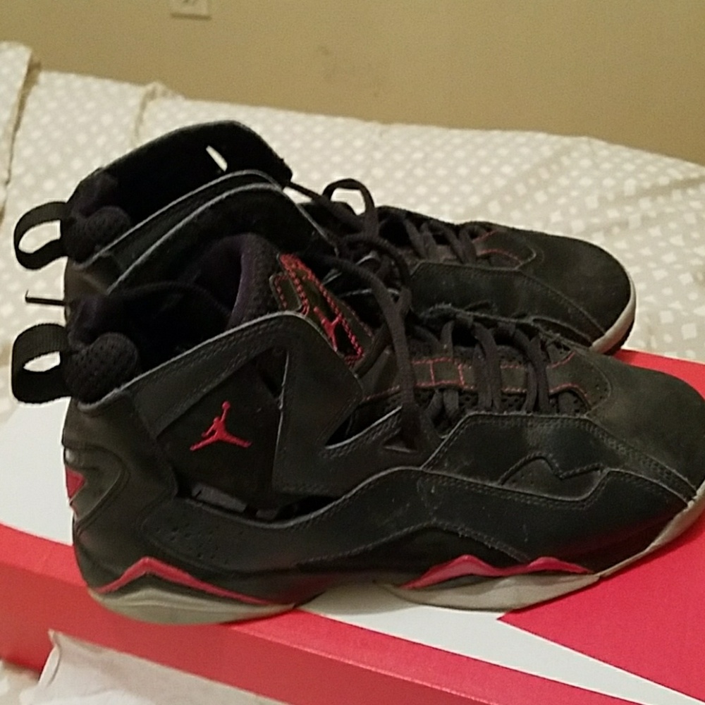 Air Jordan True Flight sneakers