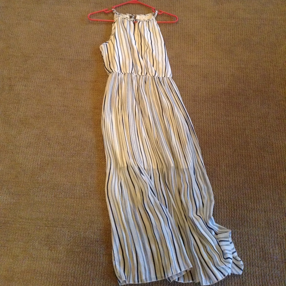 A maxi dress.