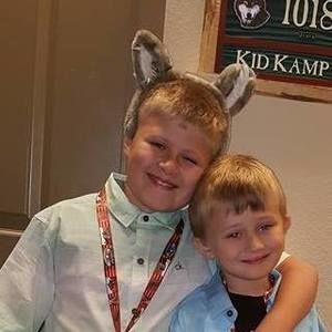 Meet your Posher, Aaron ray