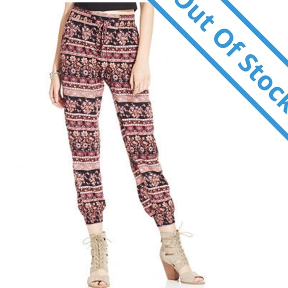 American Rag ankle pants - Picture 2 of 3