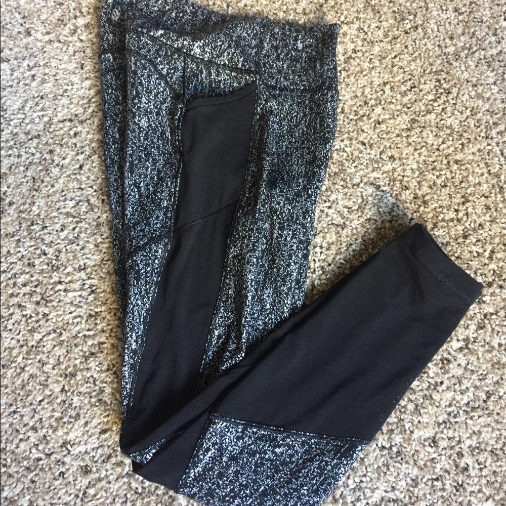 SOLD NO LONGER AVAILABLE Lululemon leggings