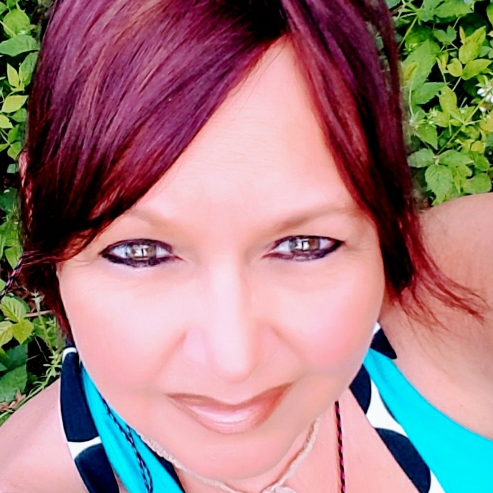 Meet your Posher, Teresa