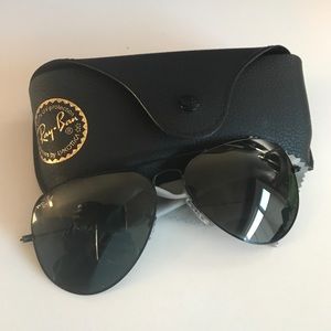 Black rayban aviators Black rayban aviators