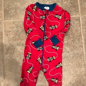 Race car sleep and play