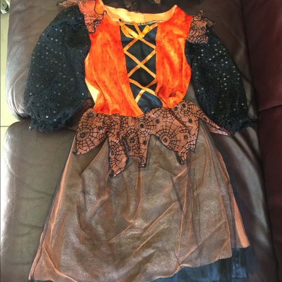 Infant dress 👗 - Picture 3 of 4