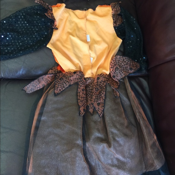 Infant dress 👗 - Picture 4 of 4