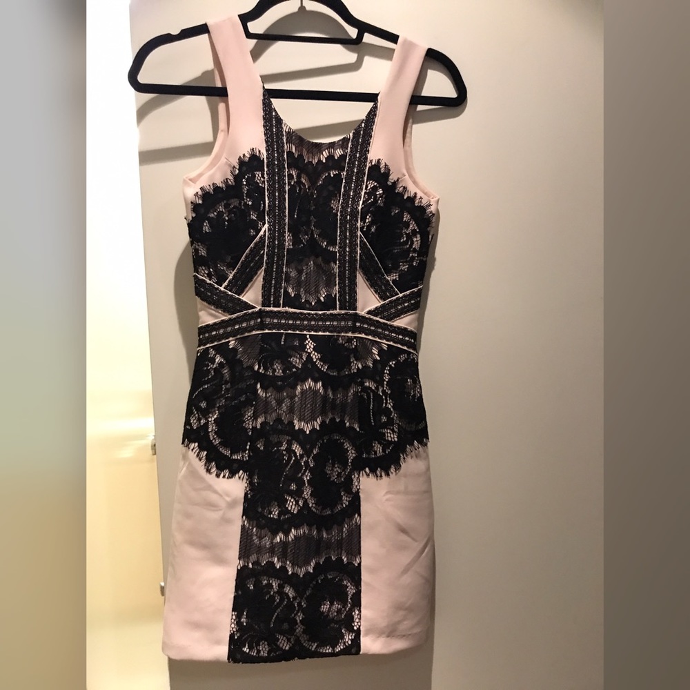 🆕 NWT fitted H&M dress