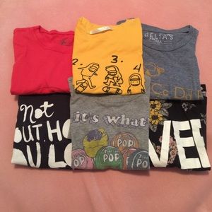 Lot of 5 graphic tees (alphabet sold)