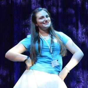 Meet your Posher, Emily