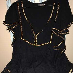 Earthbound Xl black and gold blouse