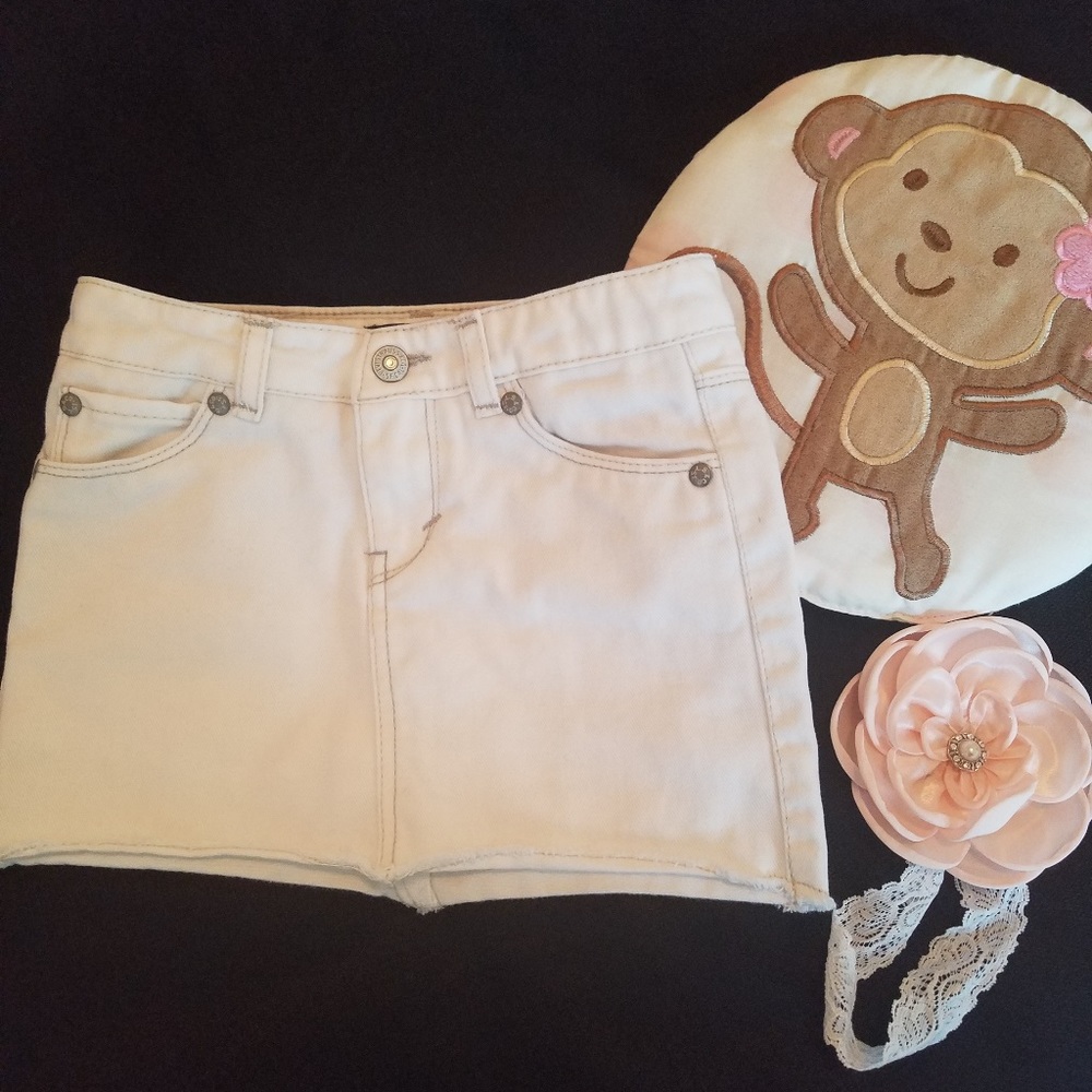 Girls -White Levis Scooter Skirt