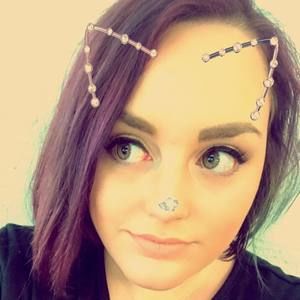 Meet your Posher, Haliee